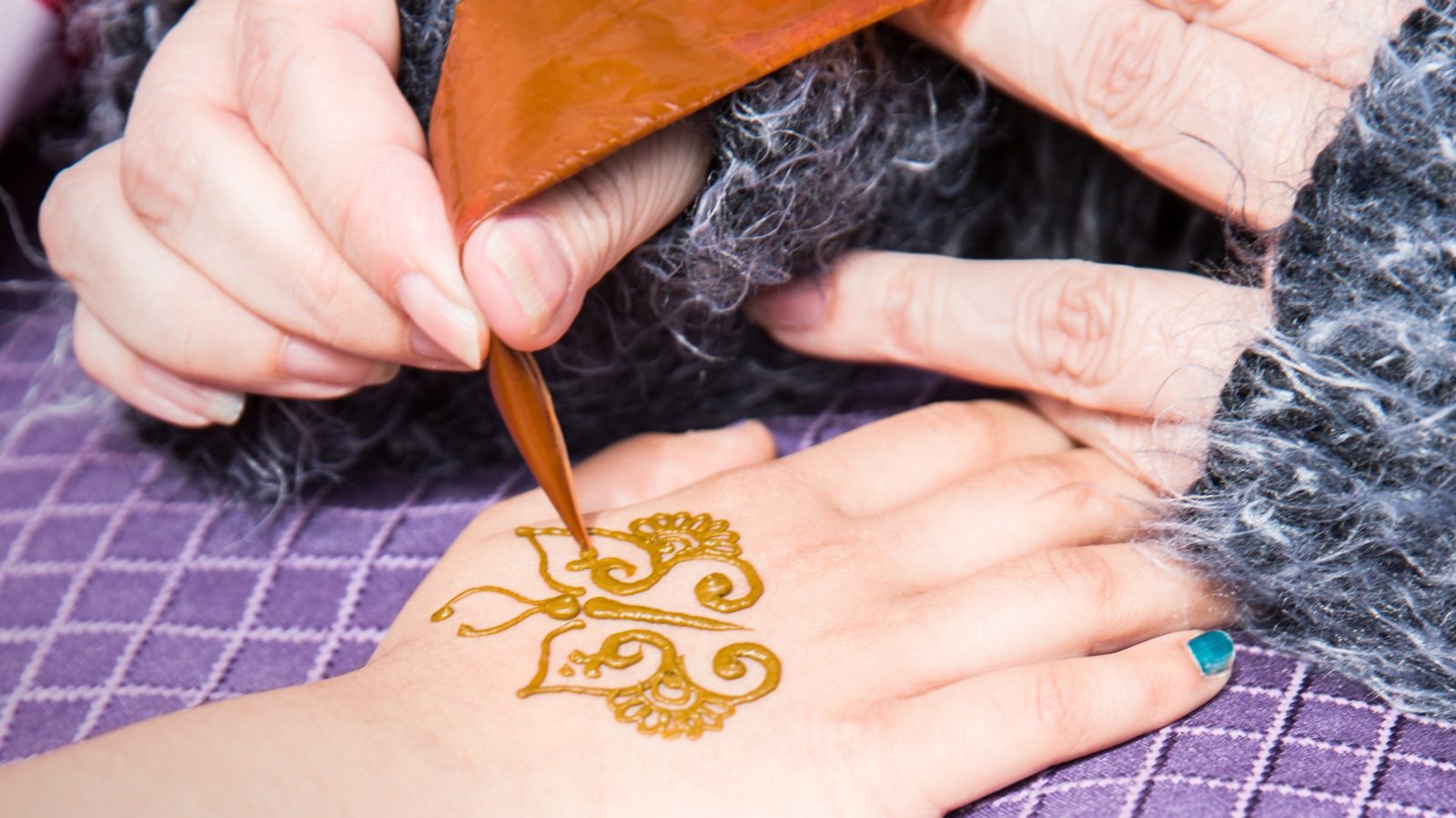 Henna Artists