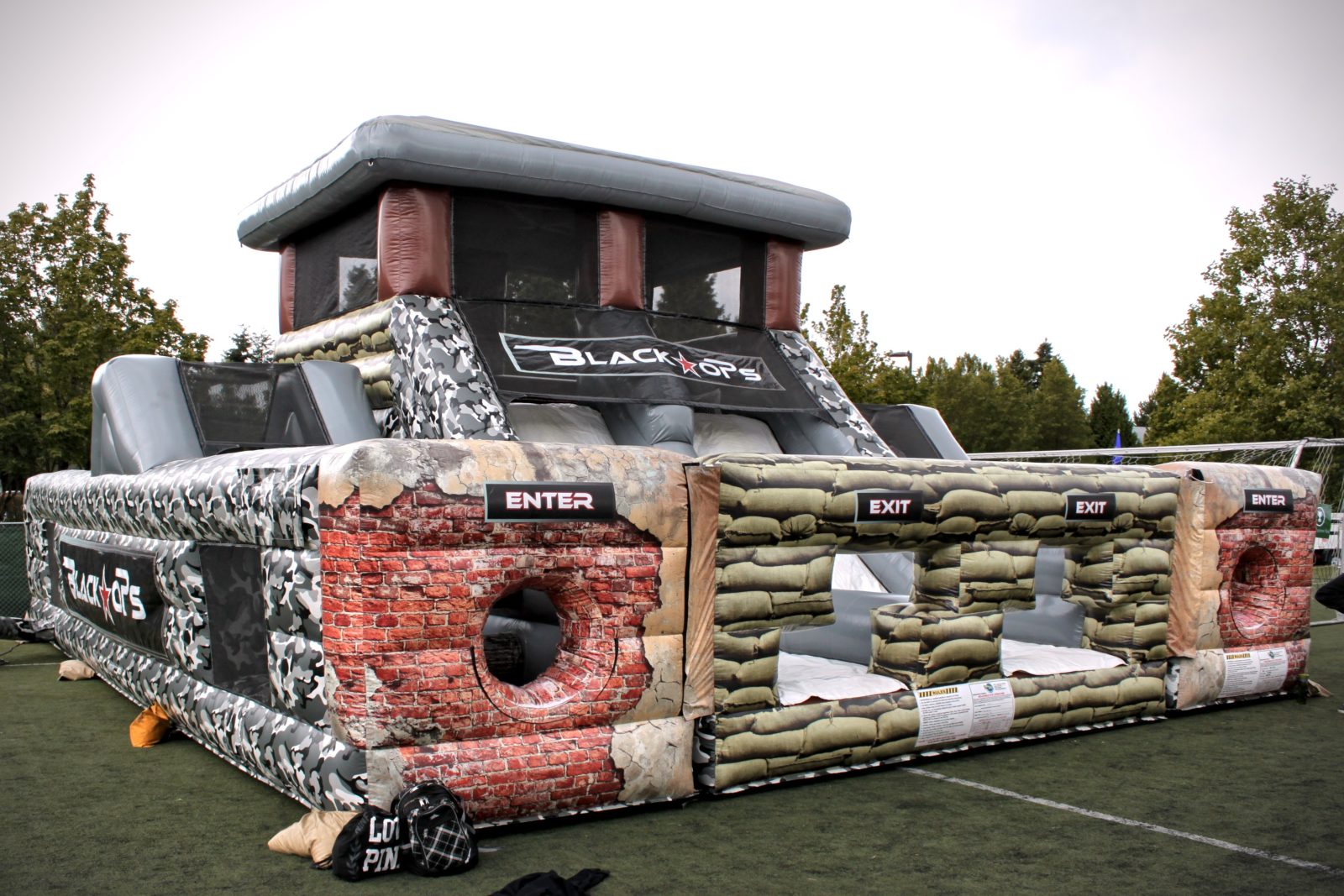 military themed inflatable obstacle course