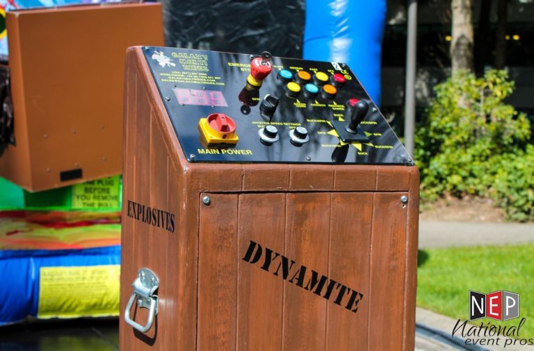 "Armchair Sports" Football and Basketball Throw Game Rental — National