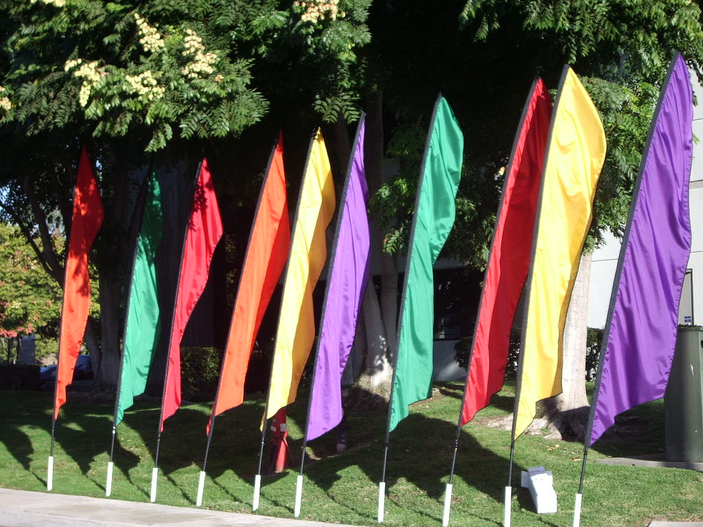 12′ Tall Pennant Flags