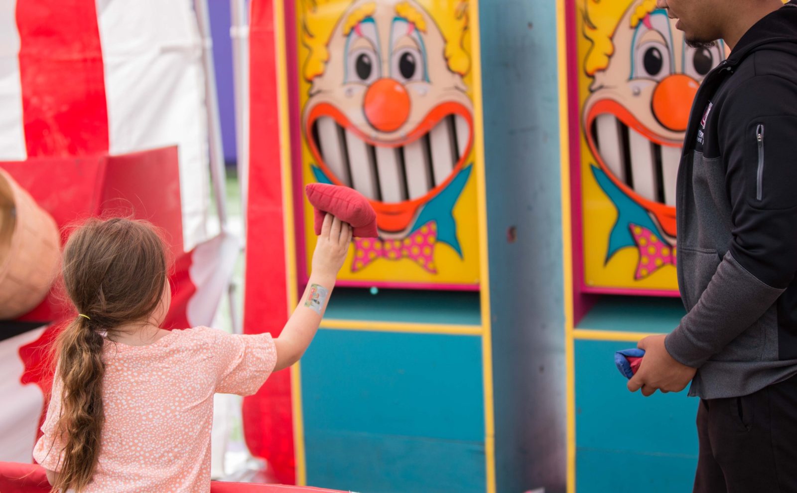 Knockout Carnival Game