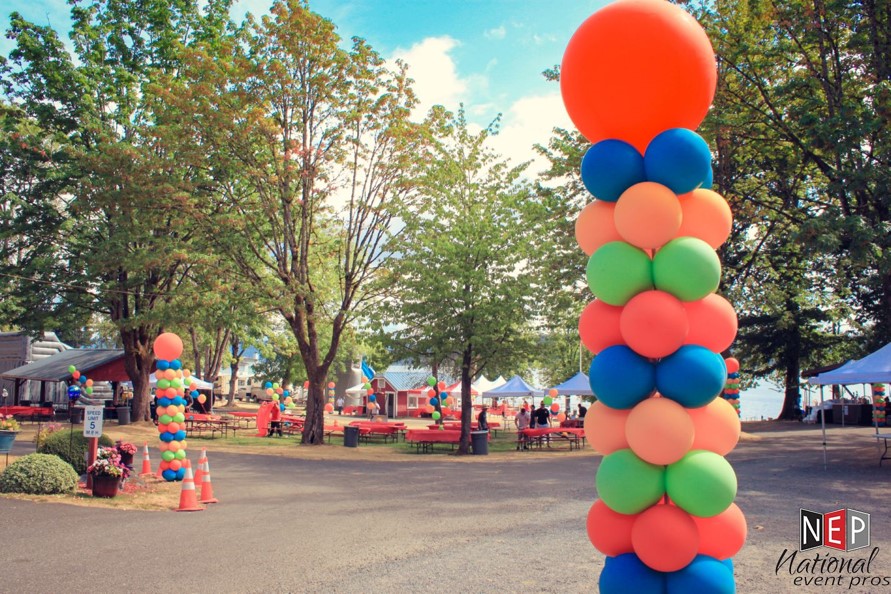 balloon decor for outdoor events