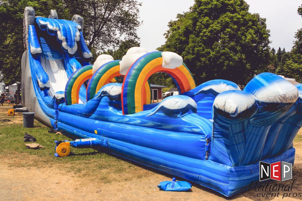 25′ Niagara Water Slide