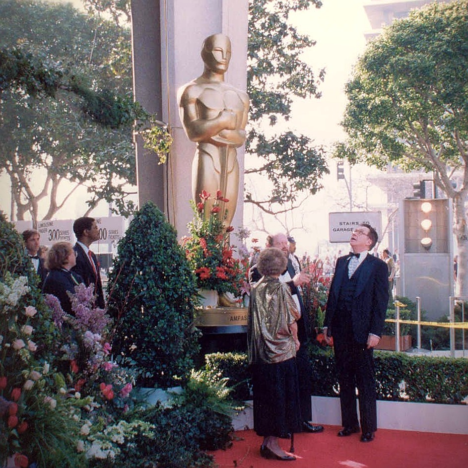Academy Awards giant Oscar statue
