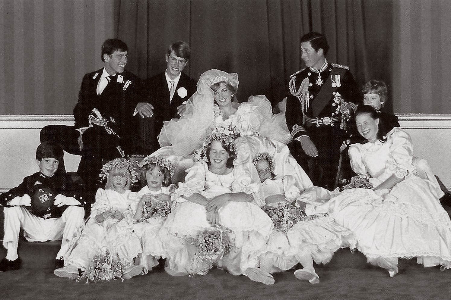 Королевская семья Великобритании с принцессой Дианой
