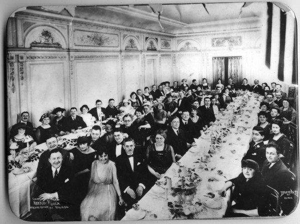 1920s formal dinner