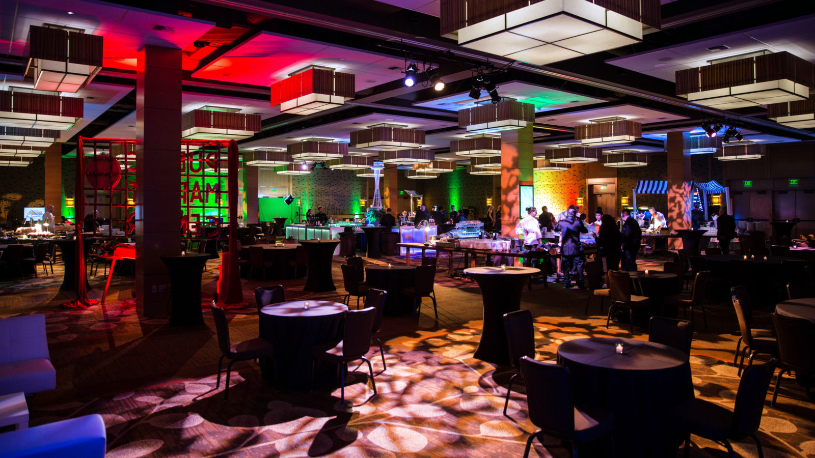 LED Multi-Color Uplights