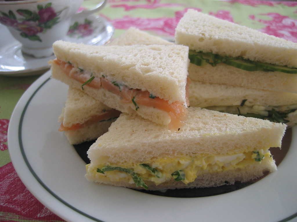 mini sandwich display 