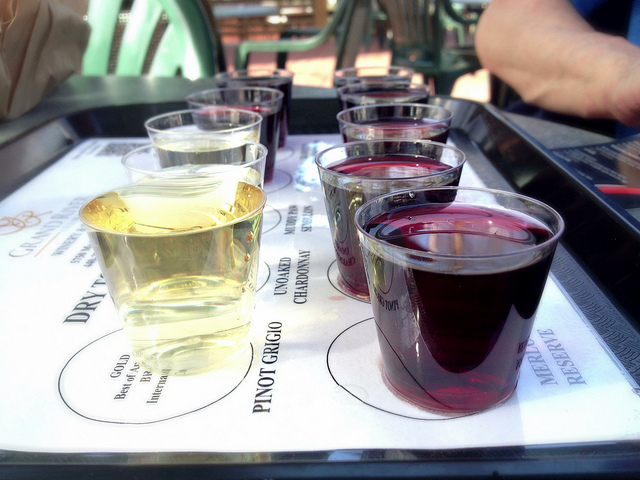 wine tasting flight 