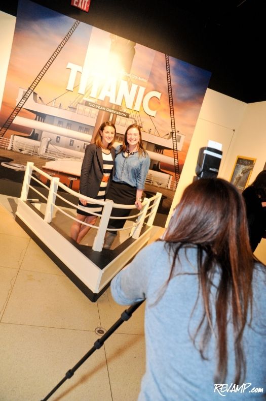 titanic photo background 