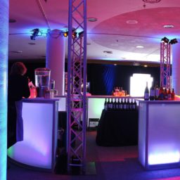 gaming lounge services