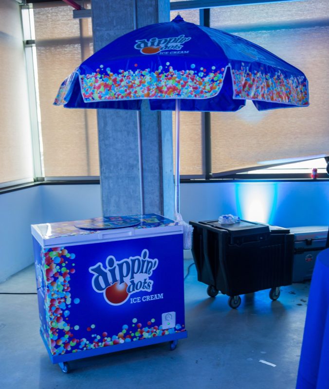 gas station with dippin dots near me