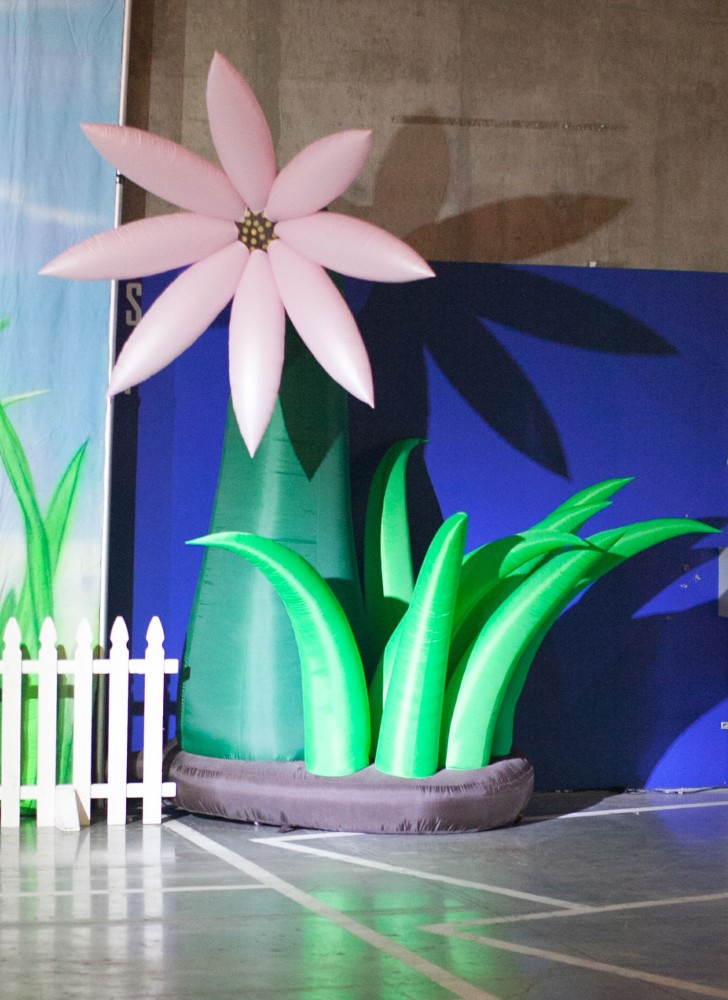 standing flowers sculpture