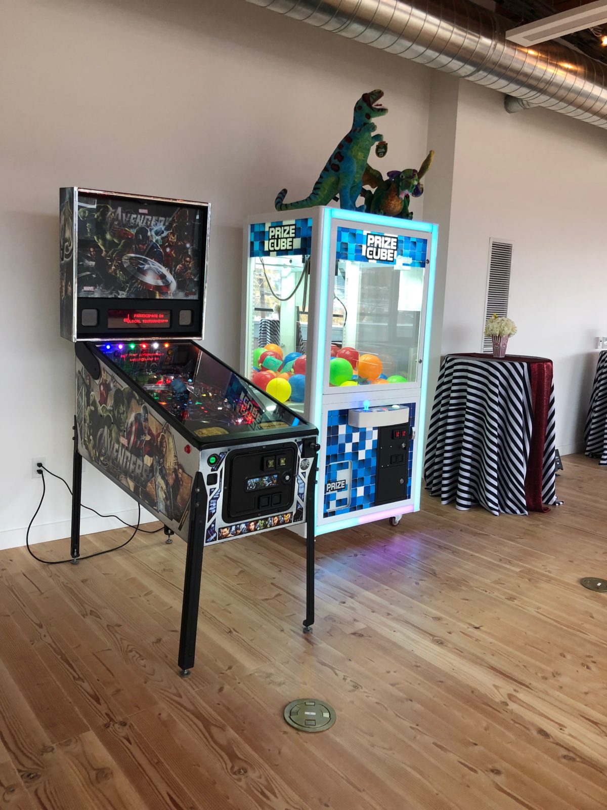 arcade claw machine rental