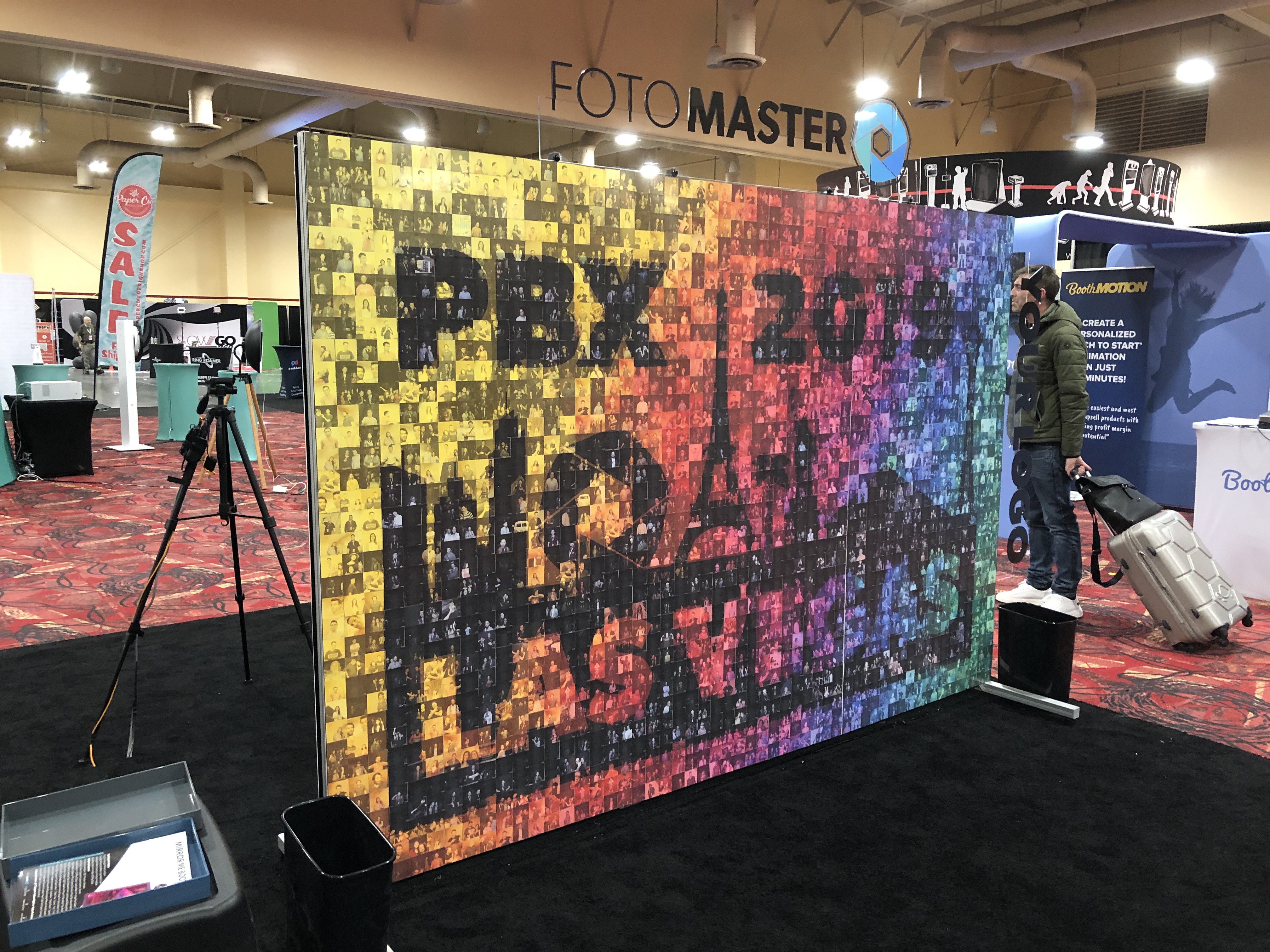 Photo  Mosaic Wall   National Event  Pros