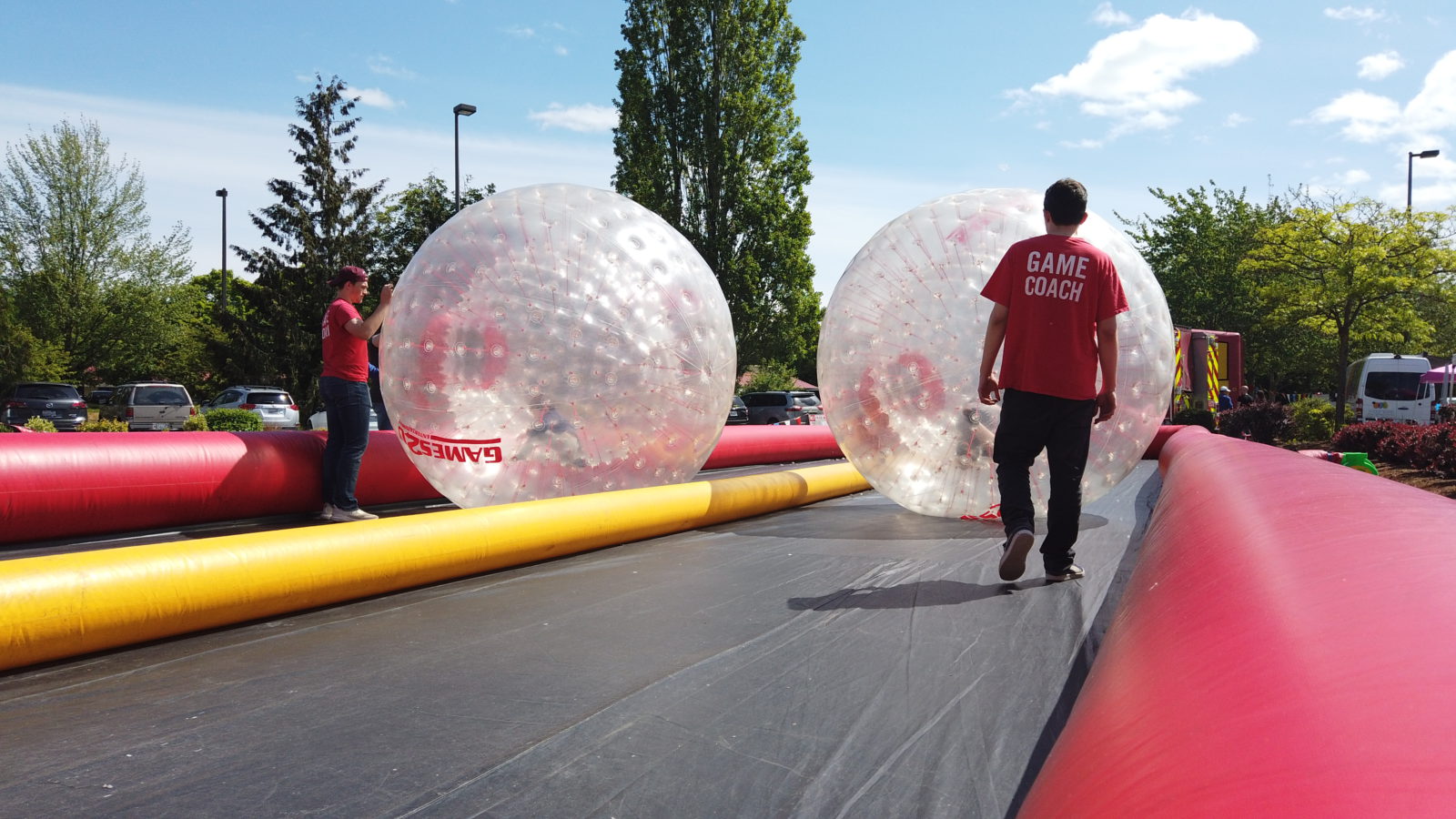 Transforming Outdoor Events with Giant Outdoor Games