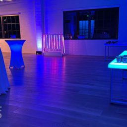 Glow Beer Pong