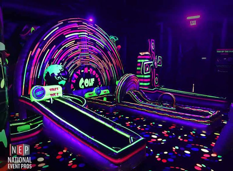 Glow In The Dark Mini Golf   Glow In The Dark 3 Hole Mini Golf 768x564 