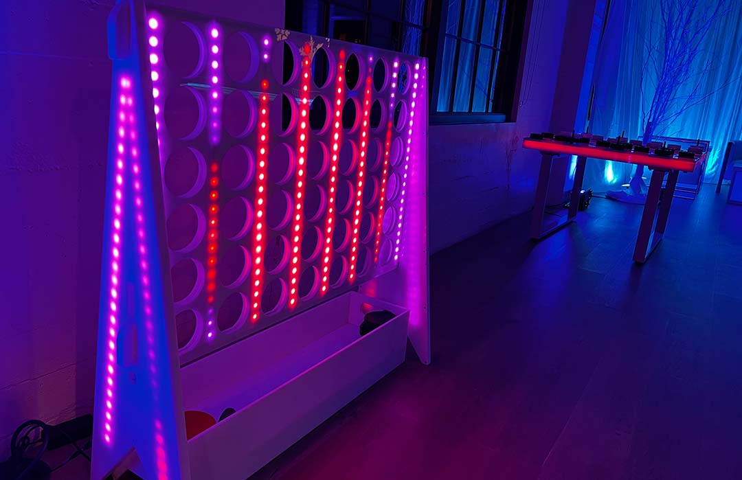 LED Giant Connect 4